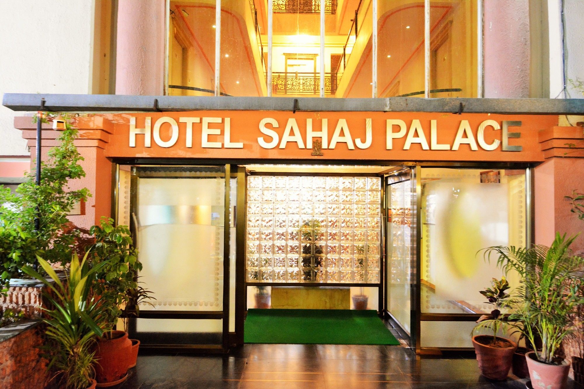 Hotel Sahaj Palace アーメダバード エクステリア 写真